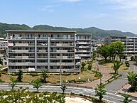 大阪府池田市緑丘2丁目：物件画像／独立行政法人都市再生機構　UR千里営業センター