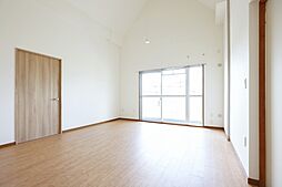 UR高槻・阿武山十番街 5階4LDKのリビング/ダイニング