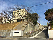 小学校「堺市立桃山台小学校まで1052ｍ」
