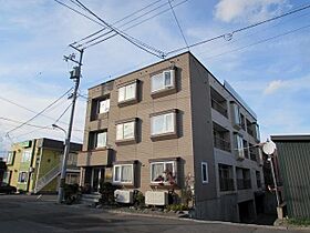 セレブ曙 202 ｜ 北海道旭川市曙一条6丁目（賃貸マンション2LDK・2階・47.49㎡） その1