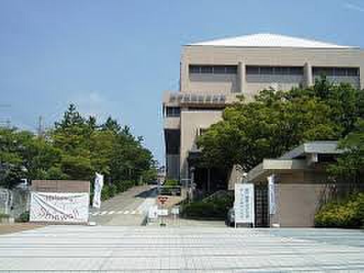 画像17:私立神戸親和女子大学（1369m）