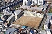 神戸市立鷹取中学校（608m）