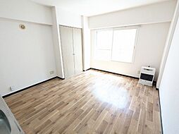 モンターニュアネックス 201 2階ワンルームのリビング/ダイニング