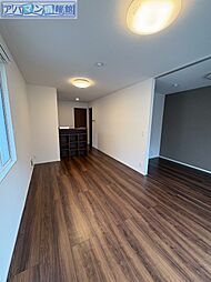 アルデバラン 1階1LDKのリビング/ダイニング