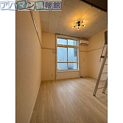 ジュネス江南 2階1Kのリビング/ダイニング