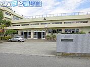新潟市立石山中学校 574m