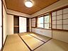 その他：和室です。畳の表替等のご相談も承ります。