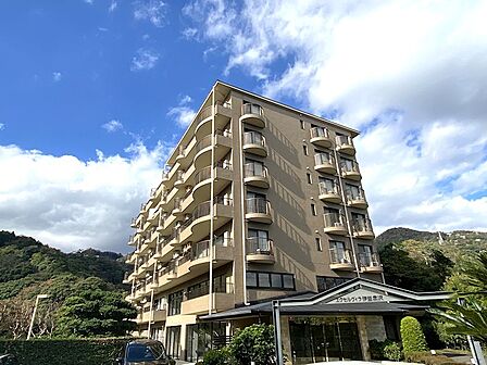 【外観】景色に調和した外観です