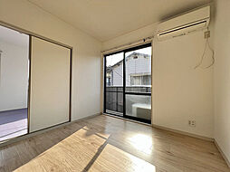 ディアス豊後 203 2階2DKのリビング/ダイニング