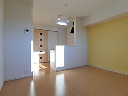 JR東北本線 宇都宮駅 バス23分 中戸祭下車 徒歩11分の賃貸アパート 2階1LDKのリビング/ダイニング