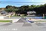 外観：前面道路含む現地写真