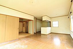 小野4丁目　中古戸建 4LDKのリビング/ダイニング