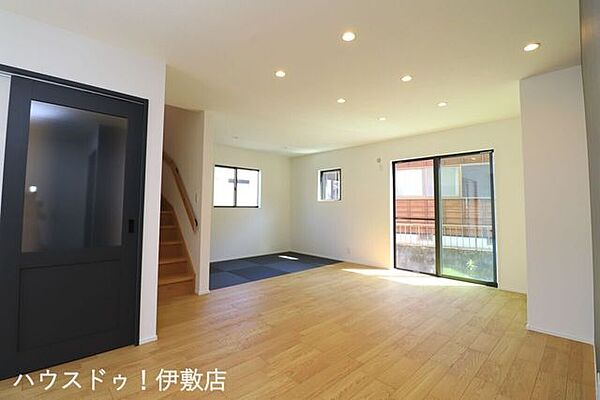 リビング/ダイニングを拡大表示