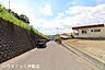 外観：前面道路含む現地写真