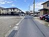 外観：前面道路含む現地写真