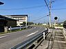 外観：前面道路含む現地写真