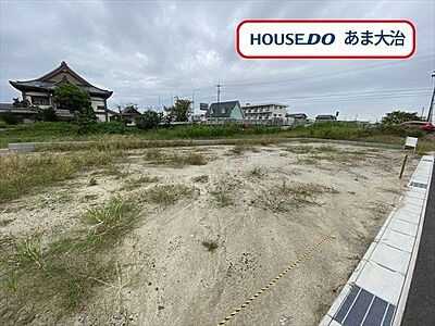 外観：あま市新居屋エリアに全3区画の土地が登場。約47.71坪の広さで、建築条件なしの土地でお好きなハウスメーカーや工務店等で建築が可能です。