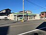 周辺：ファミリーマート高知十津店 900m