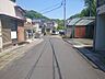 外観：前面道路含む現地写真