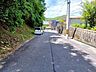 外観：前面道路含む現地写真