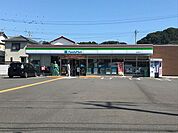 ファミリーマート高知瀬戸店 500m