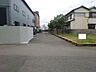 外観：前面道路含む現地写真