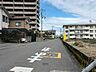 外観：前面道路含む現地写真