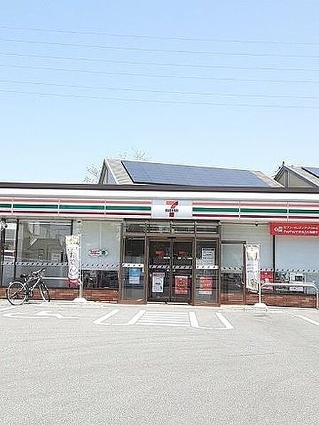 セブン・イレブン高知鴨部1丁目店 800m