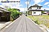 外観：【前面道路】北東向きの前面道路幅は約4.7ｍです！団地内の一画にある静かな住環境です♪