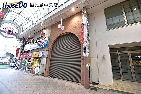 正面エントラン...