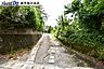外観：前面道路含む現地写真