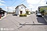 その他：【前面道路】北西角地のお家です！団地内の道路で交通量が少なく静かな住環境です♪