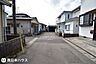 外観：前面道路含む現地写真