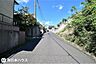 外観：前面道路含む現地写真