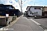 その他：【前面道路】南西向きの前面道路幅は約5ｍです！交通量が少なく静かな住環境です♪