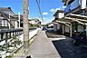 外観：前面道路含む現地写真