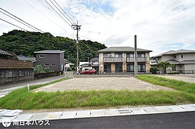 外観：南西角地【敷地面積121.16m2(36.65坪)】建築条件なし！