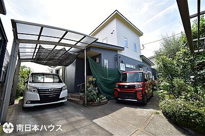 外観:北東向き道路【敷地面積247.38m2(74.83坪)】駐車3台! 外観:北東向き道路【敷地面積247.38m2(74.83坪)】駐車3台!