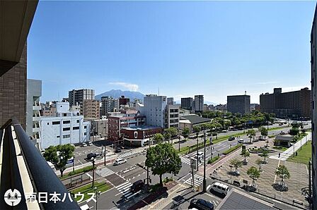 【眺望】バルコニーからの眺望です!桜島の眺望可能です!