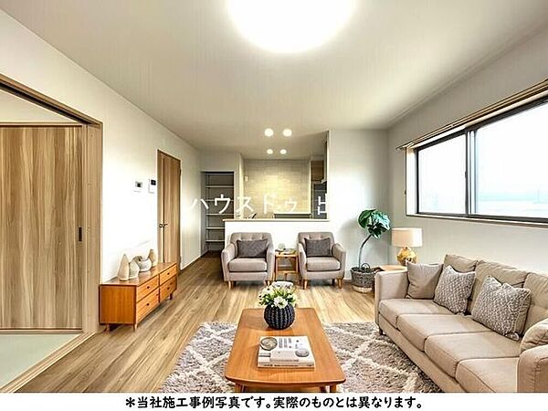 リビング/ダイニングを拡大表示