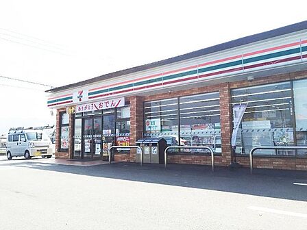 コンビニ ●セブンイレブン小倉朽網店 369m