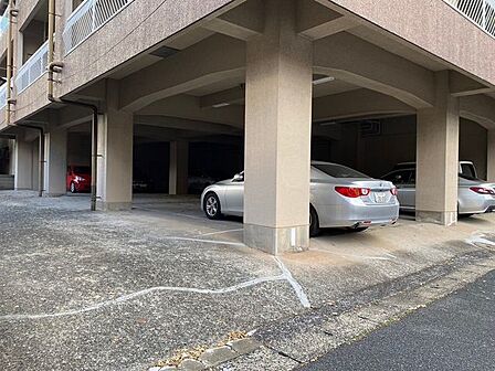 門司コーポ　ペット相談♪2026年3月内装リフォーム♪駐車場1台分無料♪スーパーまで徒歩約1分♪