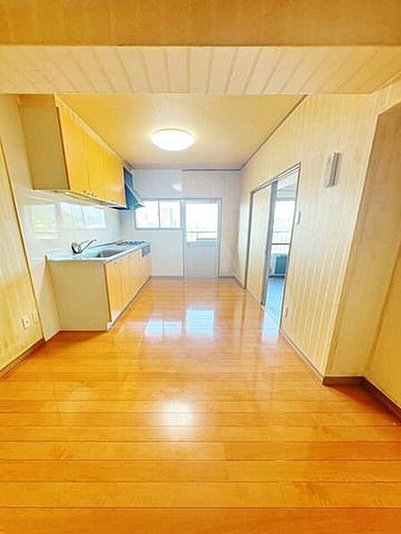 霧ヶ丘ハイマート マンション♪ペット相談♪角部屋♪コンビニまで徒歩約2分♪霧丘中学校まで徒歩約3分♪
