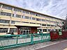 周辺：【足立中学校】小倉北区萩崎町にある中学校です♪国道3号線沿いにあります。 660m