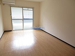 ラ・グラン・リヴィエール 101 1階1Kのリビング/ダイニング