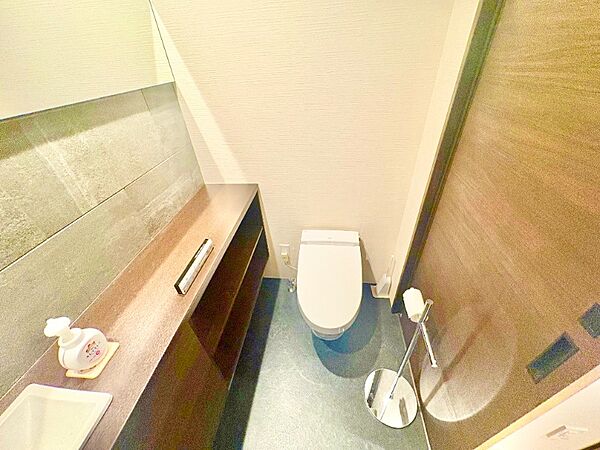 トイレを拡大表示