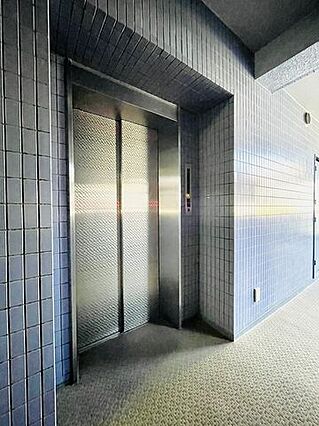 エレベーター