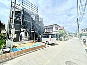 前面道路を含む外観現況