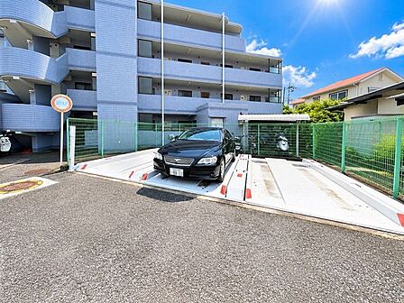 敷地内駐車場