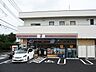 周辺：セブンイレブン横浜瀬谷竹村町店 徒歩1分。 80m